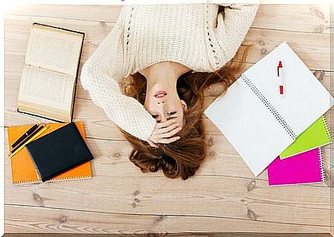 woman-stressed-on-the-ground