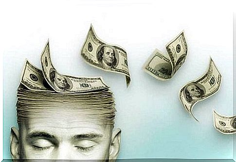 money can reveal the personality of others