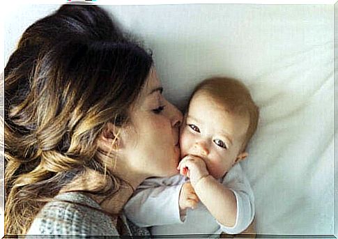 Some curiosities about motherhood