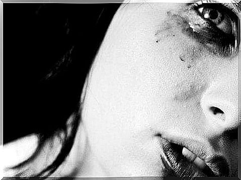 Crying-woman-e1456509230139