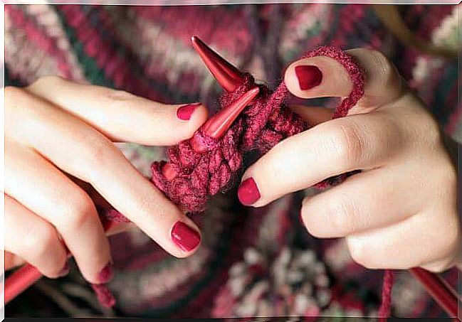 7 health benefits of knitting